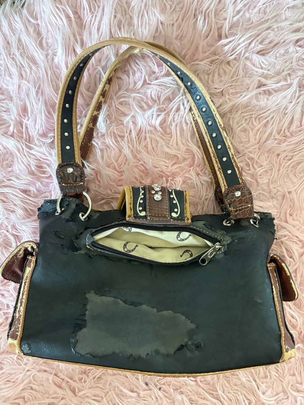 Western-style Black and Brown Embellished Shoulder Bag - Picture 2 of 8